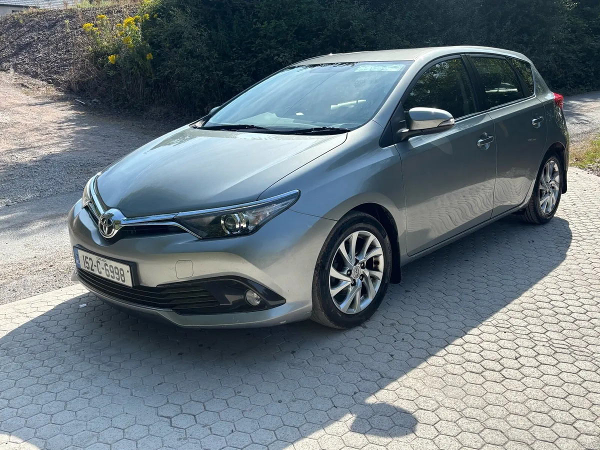 Toyota Auris - Image 2
