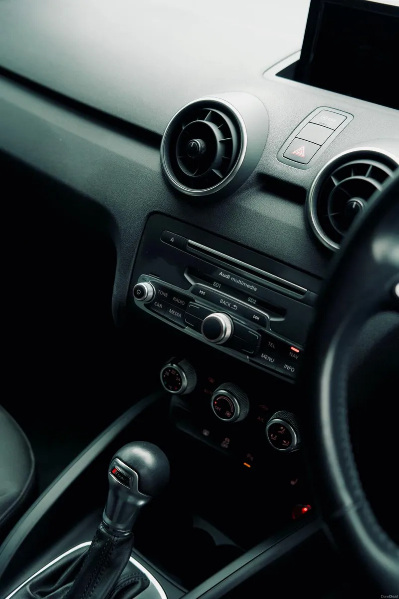 Audi A1 1.0 S-Tronic TFSI Sportback 2018 - Image 5