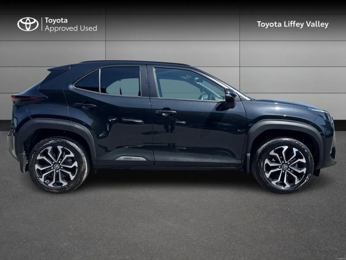 Toyota Yaris Cross YARIS CROSS LUNA SPORT 4DR AUTO - Image 3