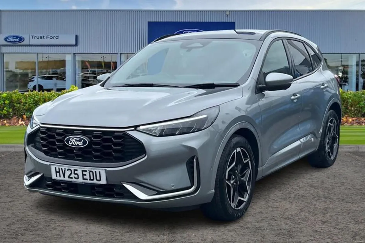 Ford Kuga 1.5 EcoBoost ST-Line X 5dr **REAR REVERS - Image 5