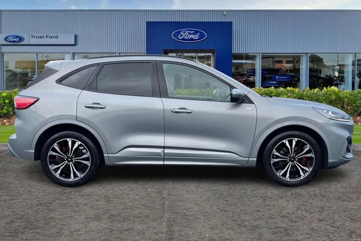 Ford Kuga ST-Line X Edition - Image 3