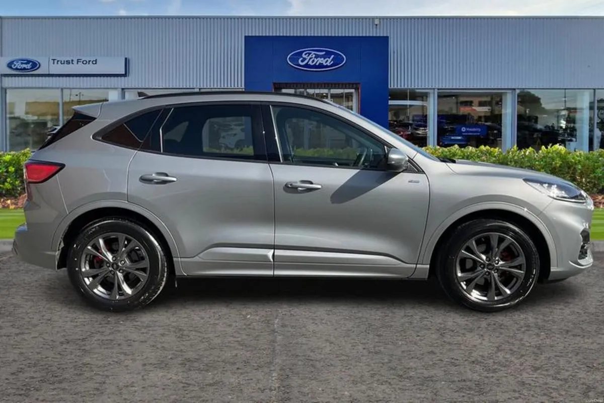 Ford Kuga ST-Line Edition - Image 3