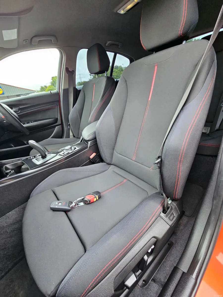 BMW 1-Series  2013  120I Automatic - Image 6