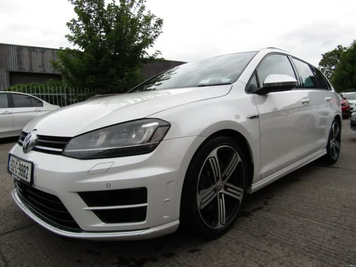 Volkswagen Golf GOLF R ESTATE AWD 5DR Auto - Image 3