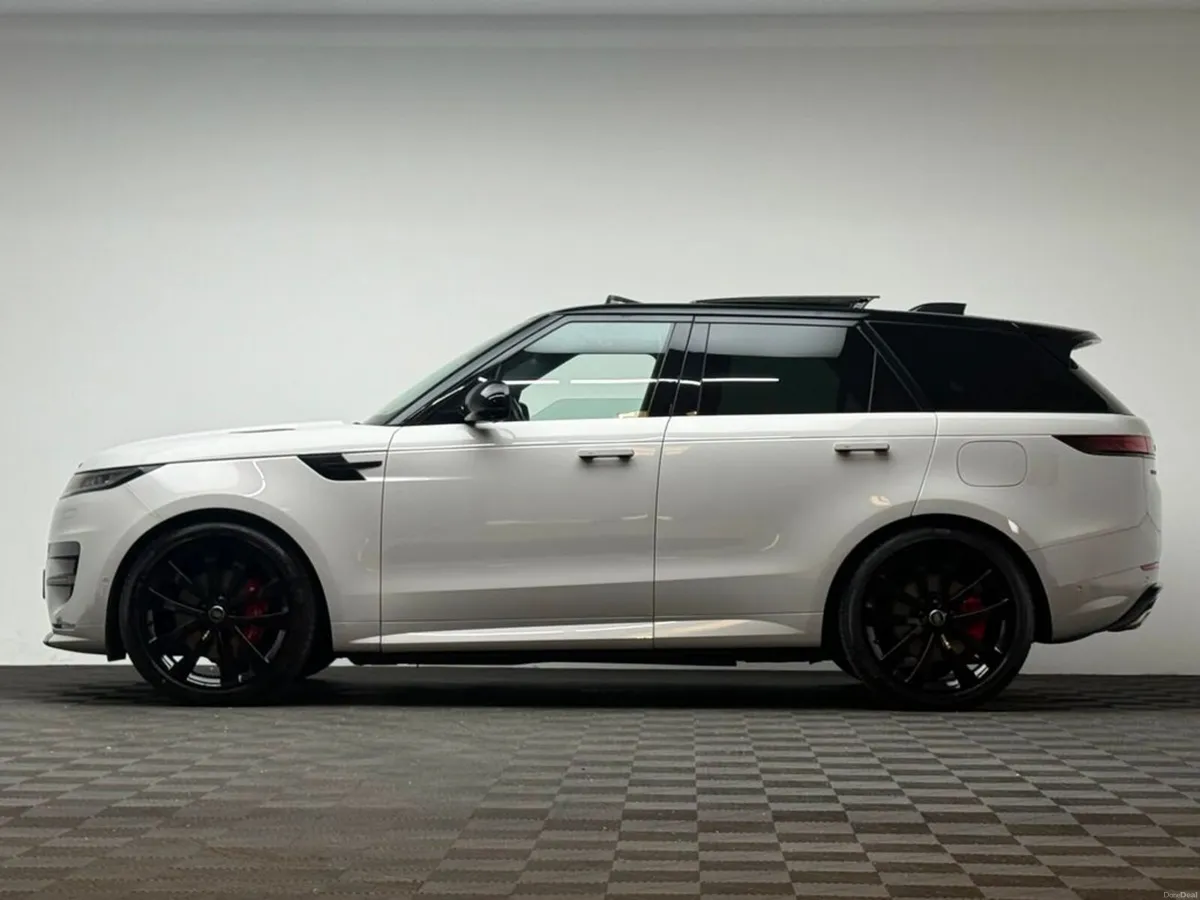 Land Rover Range Rover Sport DYNAMIC SE P460E *PAN - Image 4