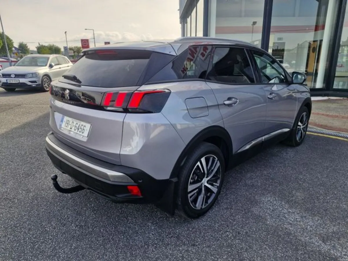 Peugeot 3008 Allure 1.6 Blue HDI 120 4DR - Image 5