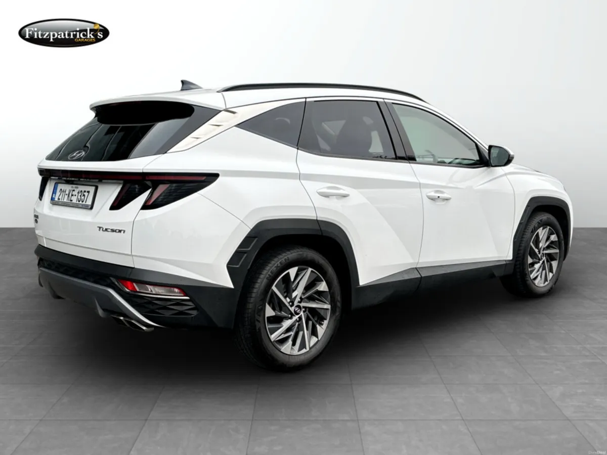 Hyundai Tucson Executive Plus 1.6 Diesel - Image 3