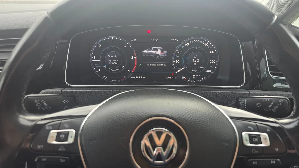 Volkswagen Golf 2017 - Image 2