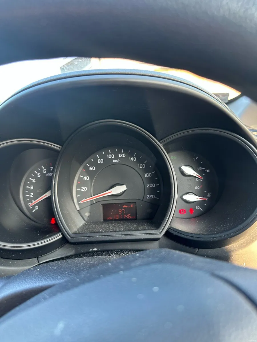 Kia Rio - Image 1