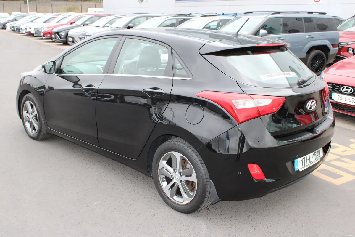Hyundai i30 2017 - Image 3