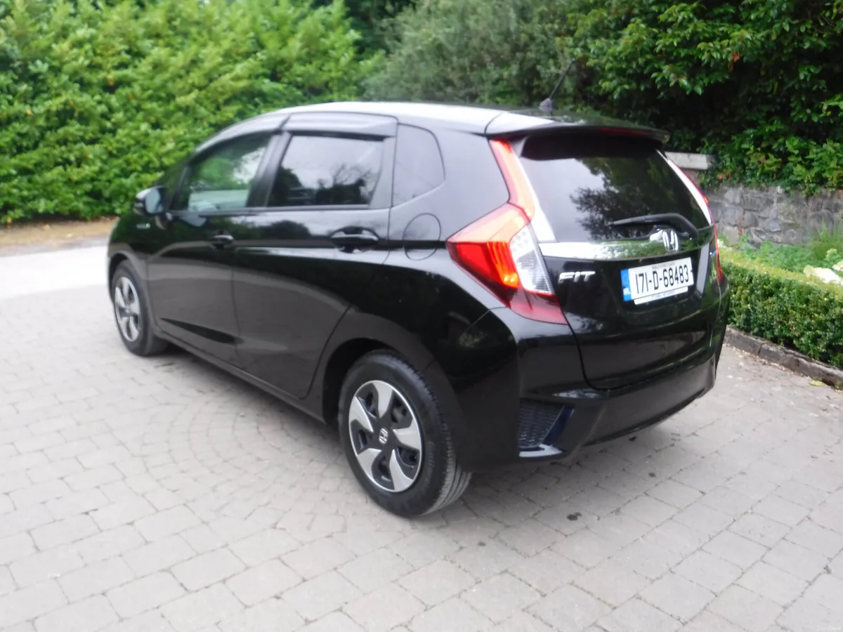 HONDA FIT 1.5 AUTO HYBRID L-SPEC ANDROID+CARPLAY - Image 4