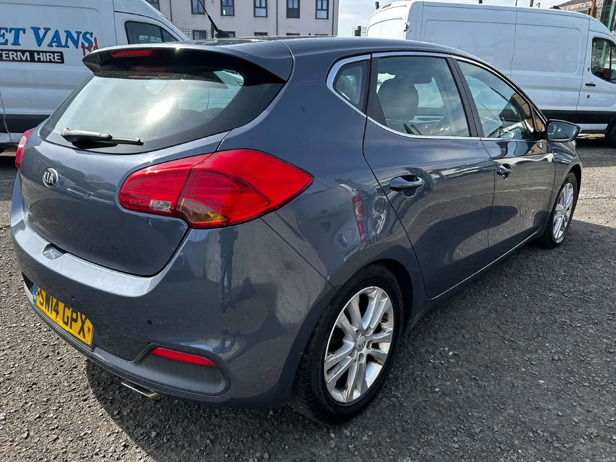 July 2014 Kia Ceed 1.6 CRDi 2 EcoDynamics 5dr - Image 6