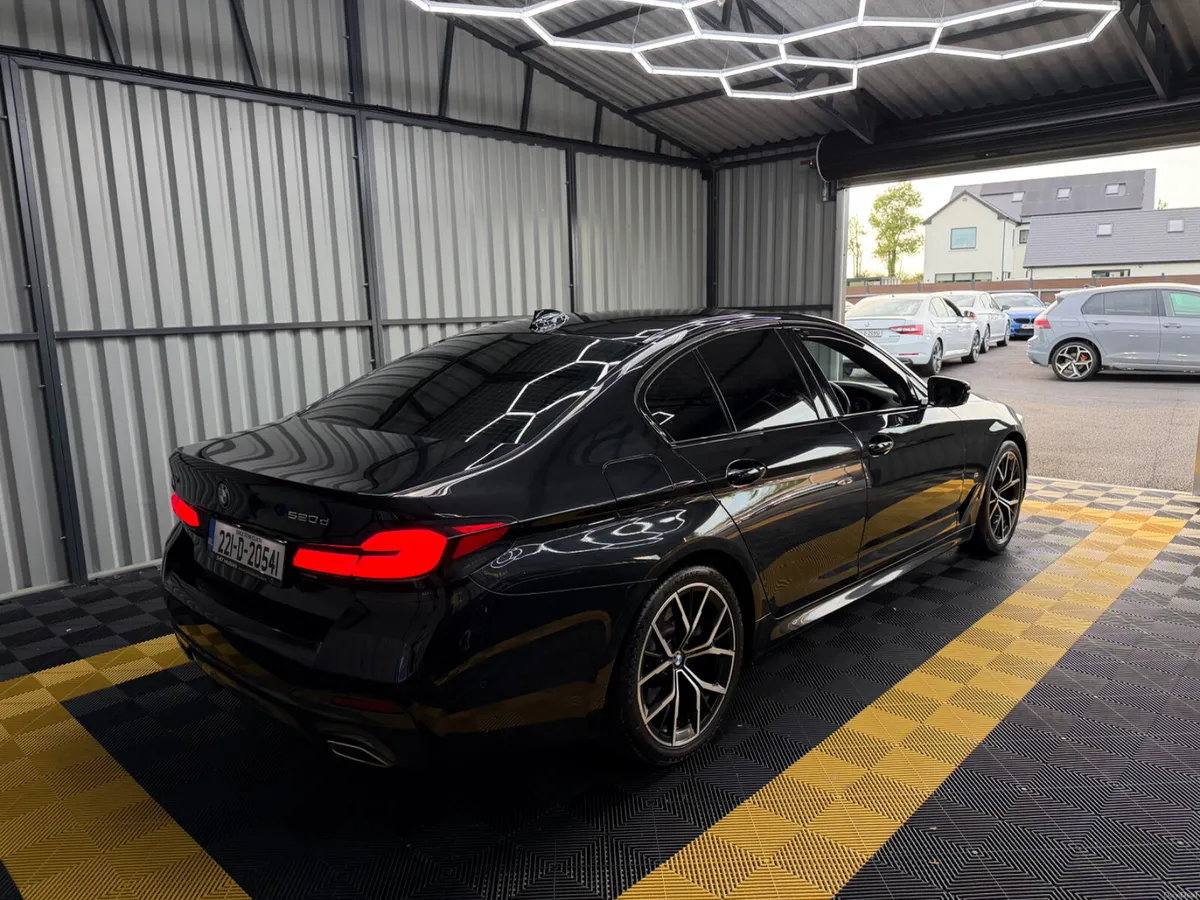 BMW 520d 22 Xdrive M-Sport Plus Harman Kardon - Image 6