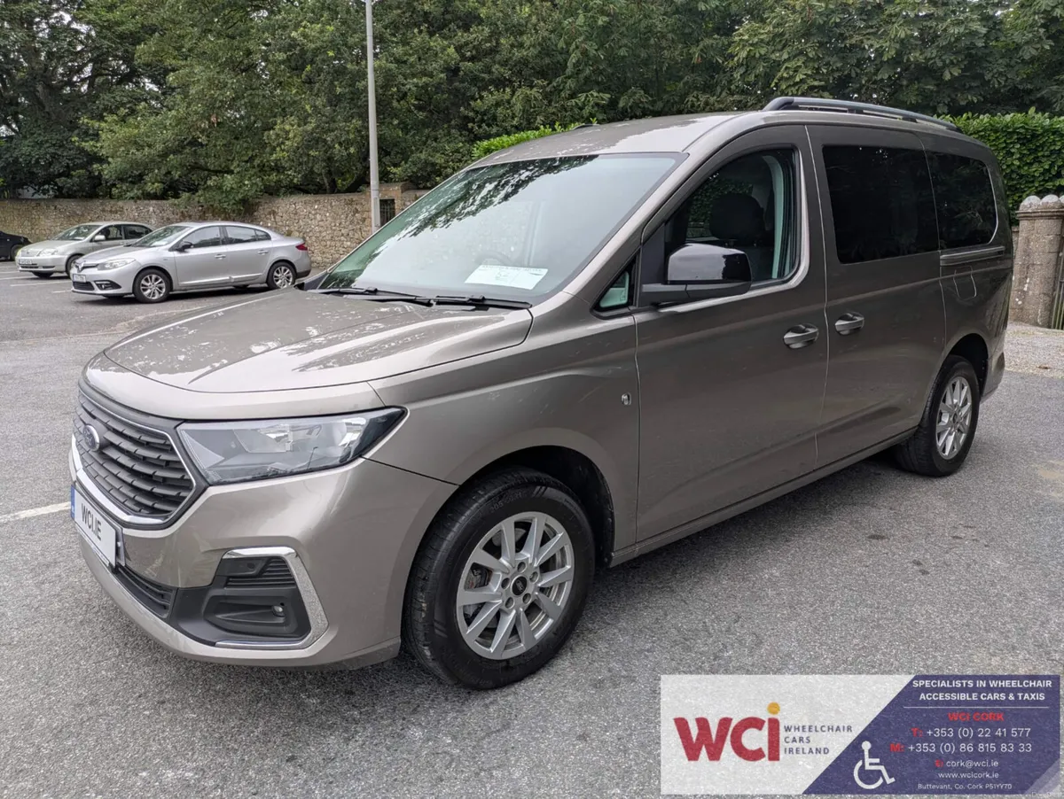 Wheelchair Accessible - Ford Tourneo Connect 2024 - Image 4