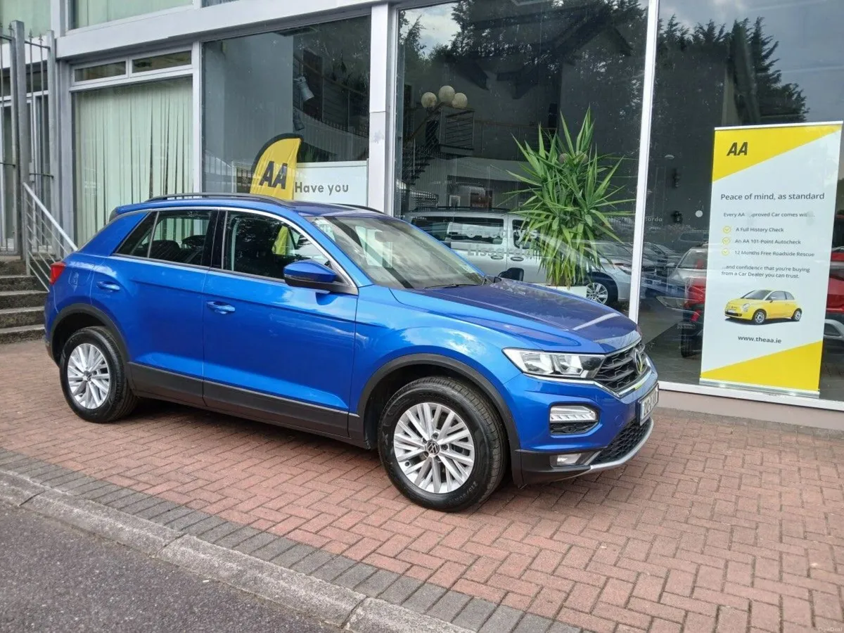 Volkswagen T-Roc 2.0 TDI 115bhp Design, Ravenna Bl - Image 5