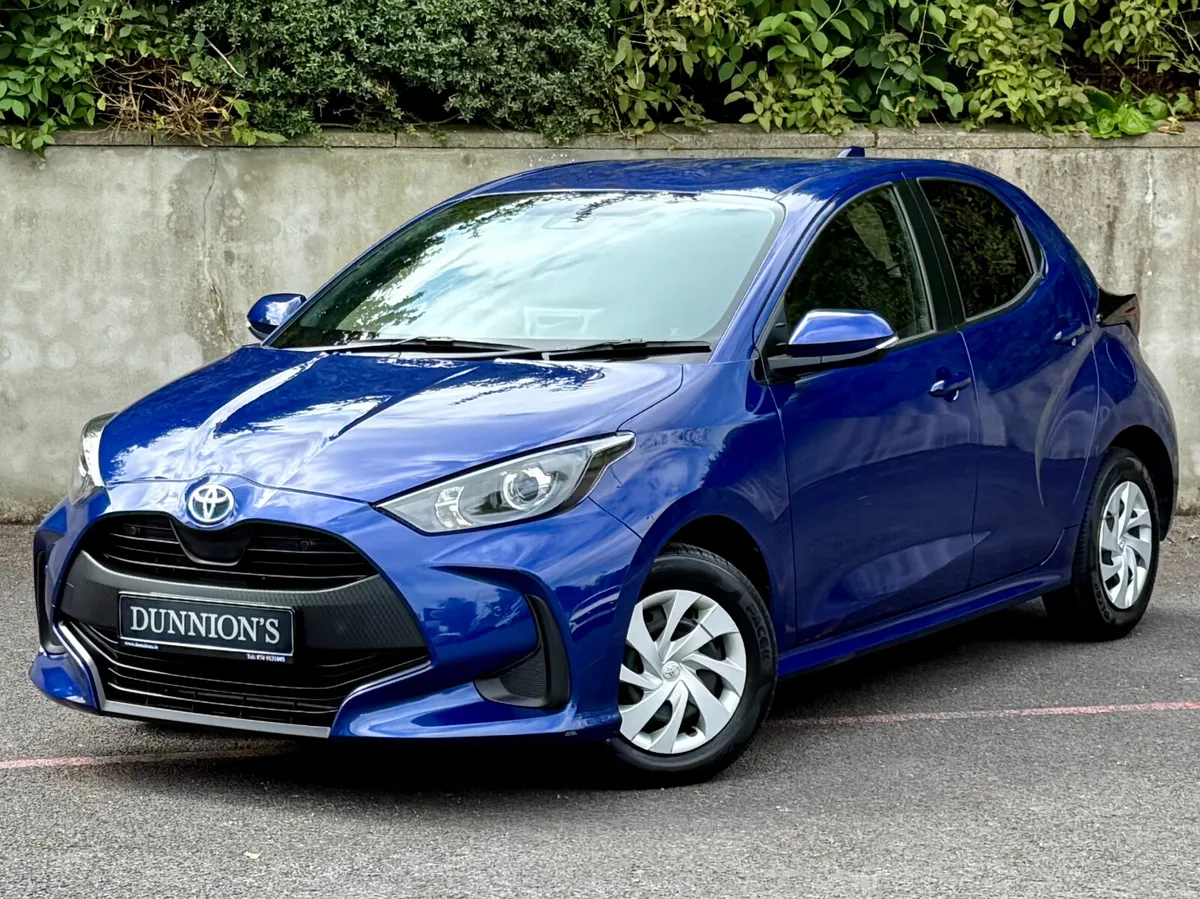 Toyota Yaris 2022 1.5VVTi Hybrid - Image 4