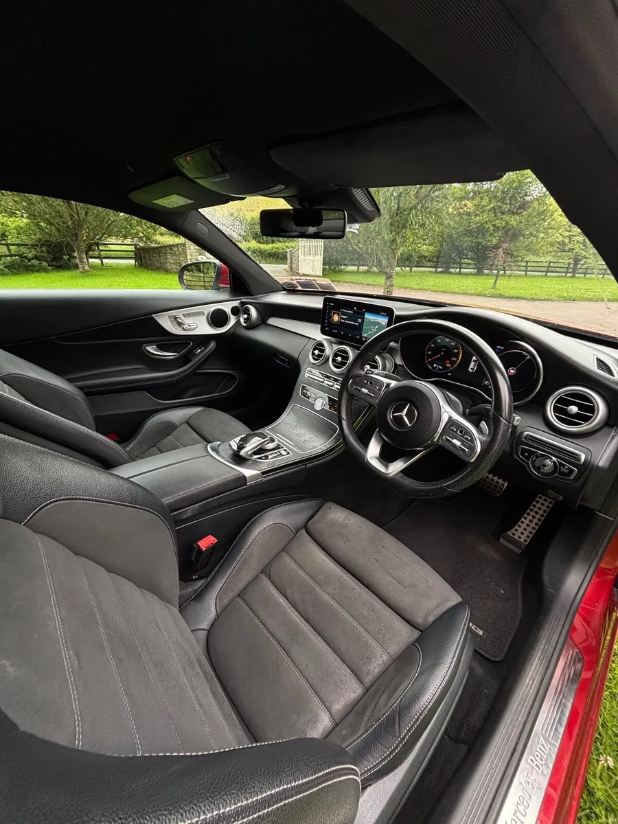 Mercedes-Benz C-Class 2019 - Image 4