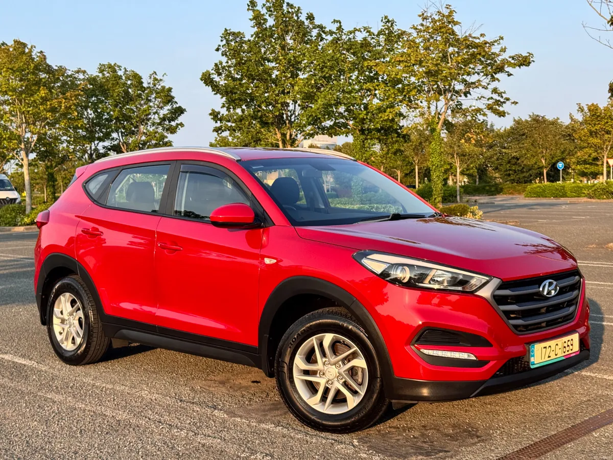2017 Hyundai Tucson 1.6 Petrol Manual – Immaculate - Image 3