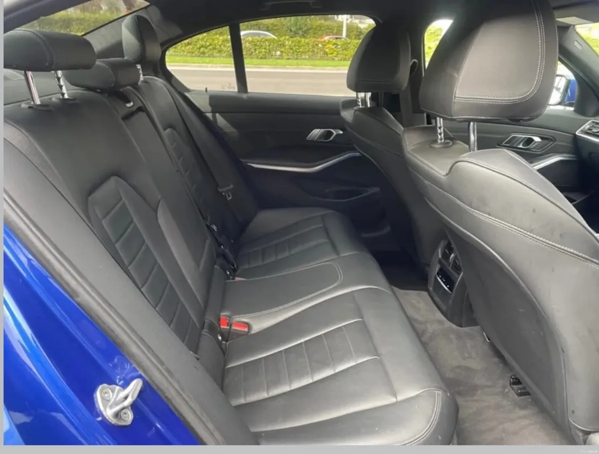 2021 BMW 330e XDRIVE HYBRID - Image 5