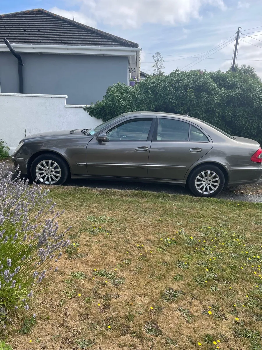 Car - Image 2
