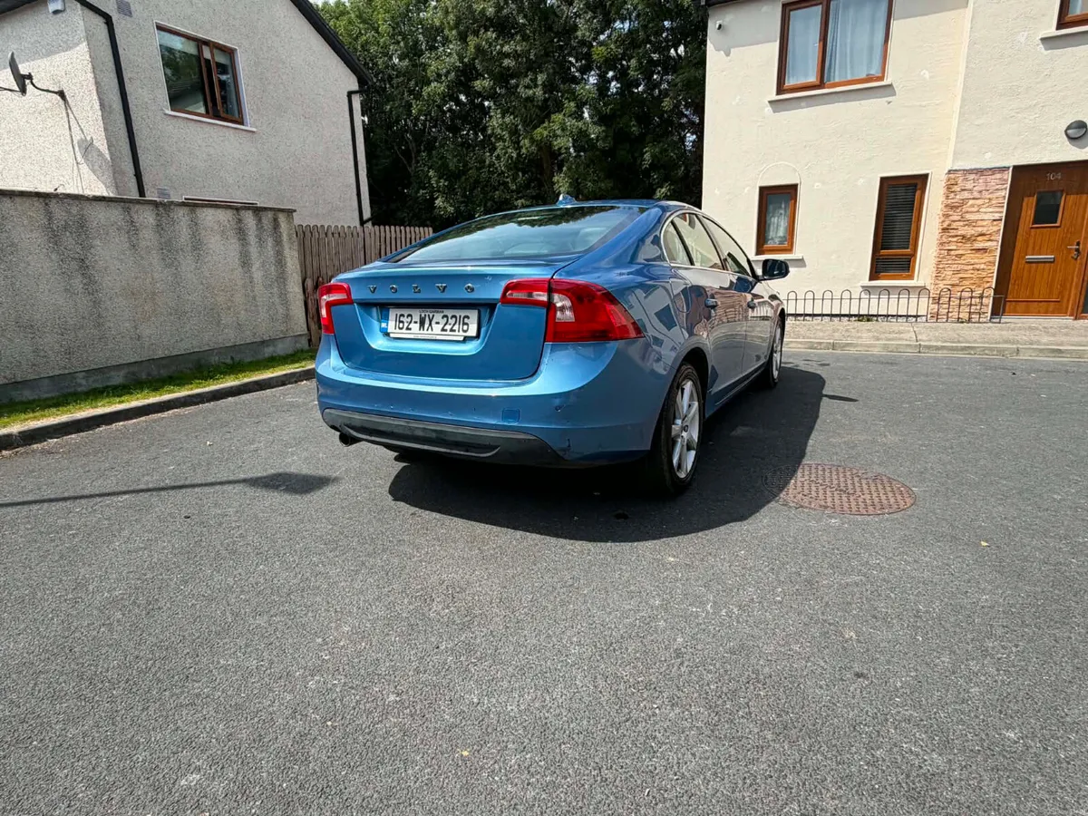 Volvo s60 2016 - Image 4