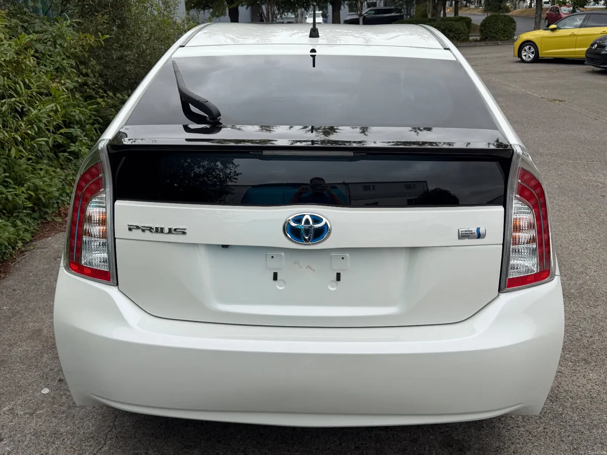 Toyota Prius Self Charging Hybrid - Image 5