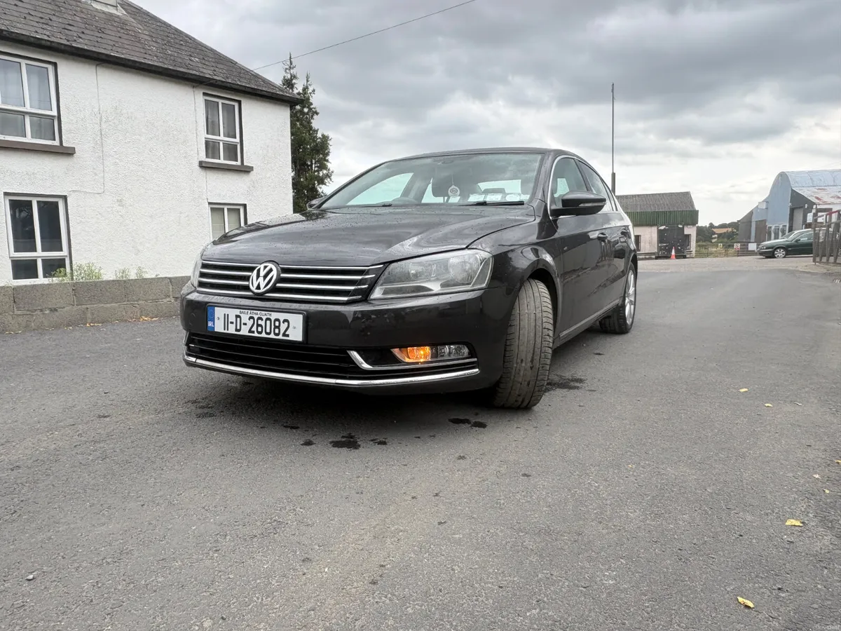 Volkswagen Passat 2011 Auto - Image 3