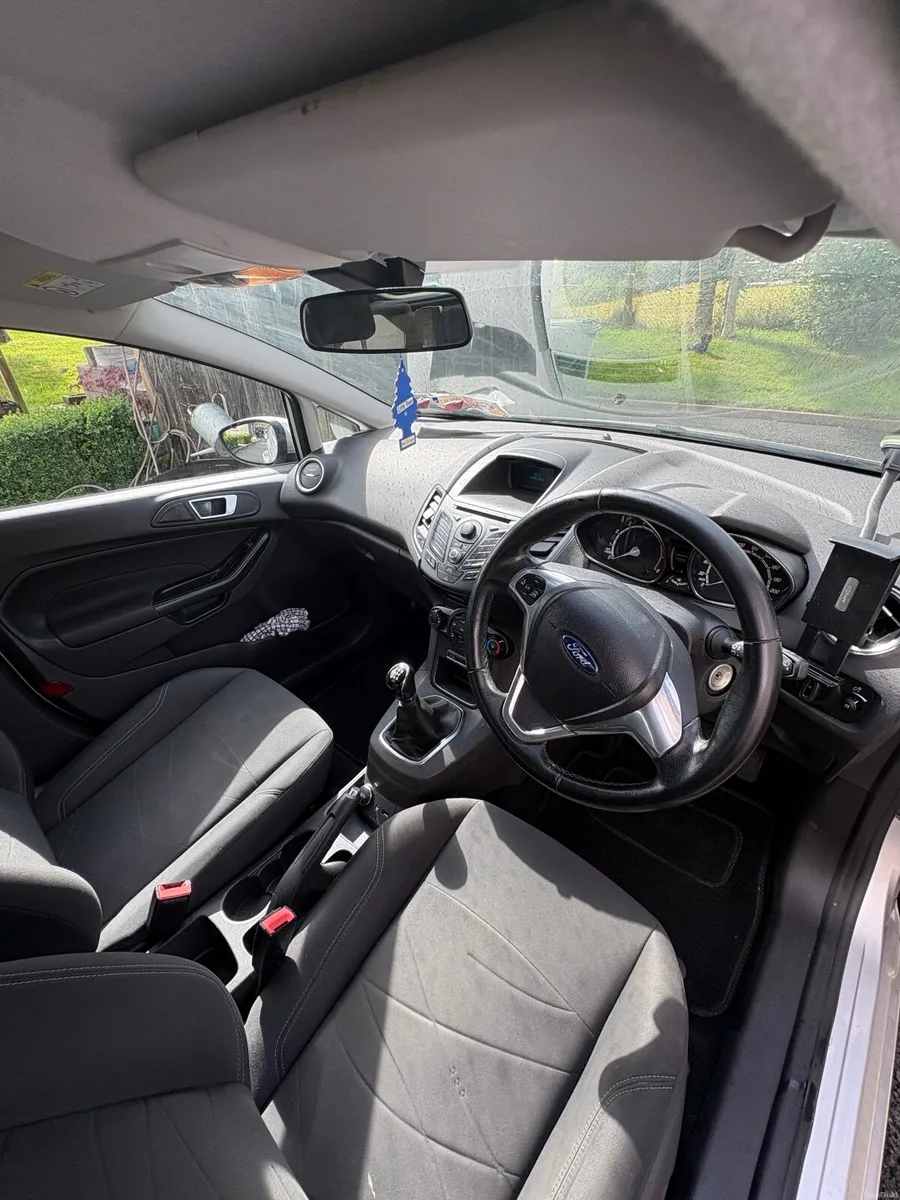 Ford Fiesta 2014 - Image 3