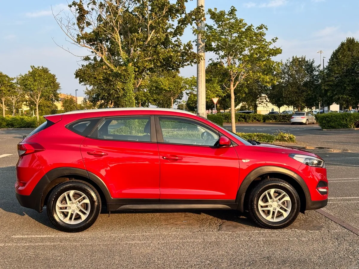 2017 Hyundai Tucson 1.6 Petrol Manual NCT -05/2028 - Image 6