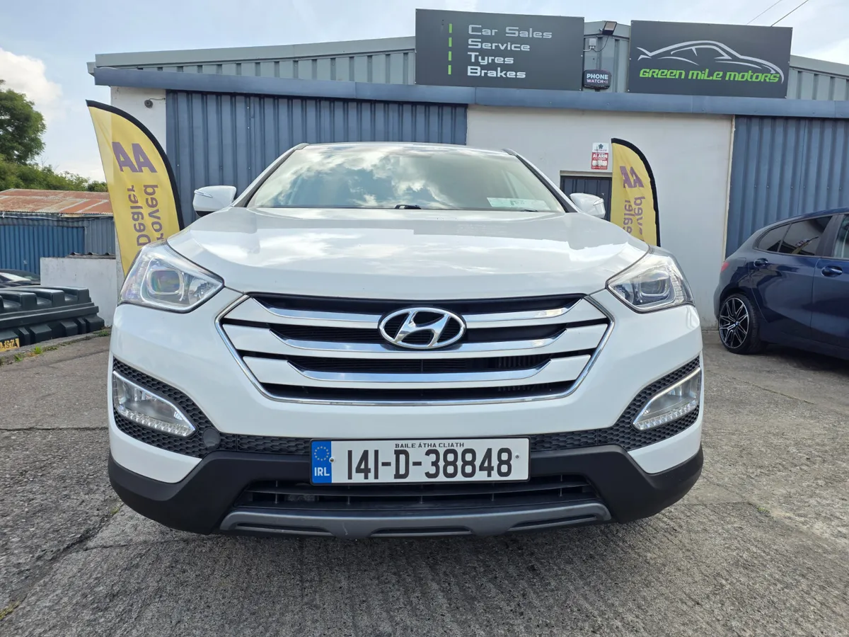 2014 HYUNDAI SANTAFE 4WD * EXECUTIVE * LOW MILES * - Image 2