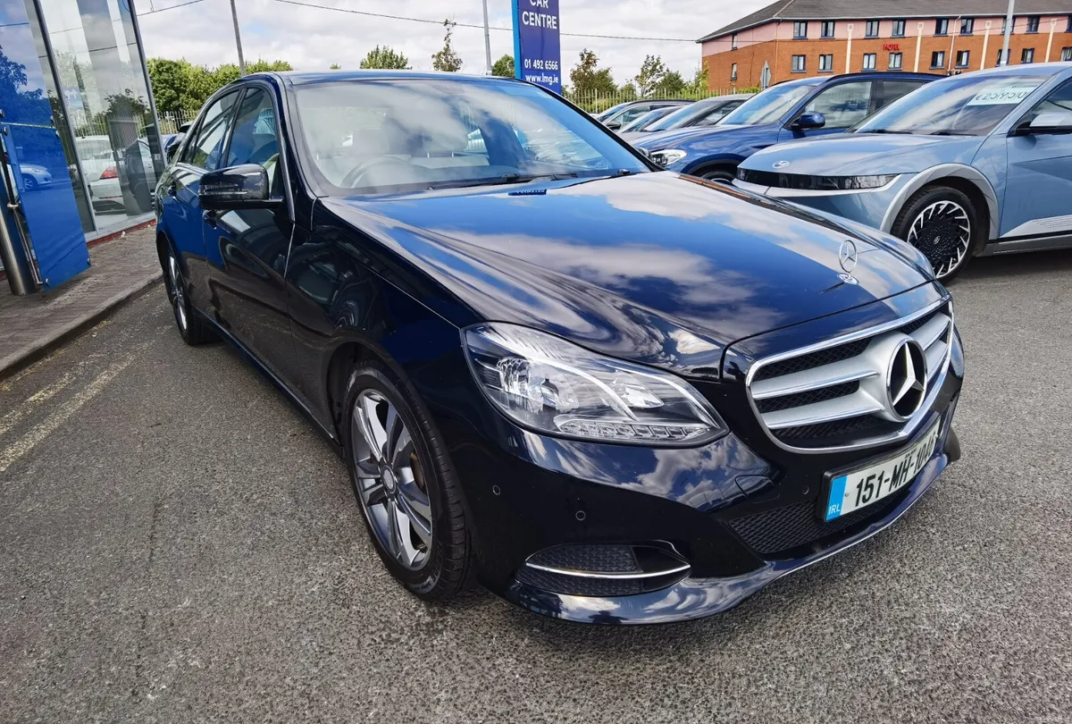 MERCEDES-BENZ E CLASS E220 BLUETEC AVANTGARDE AUTO - Image 4