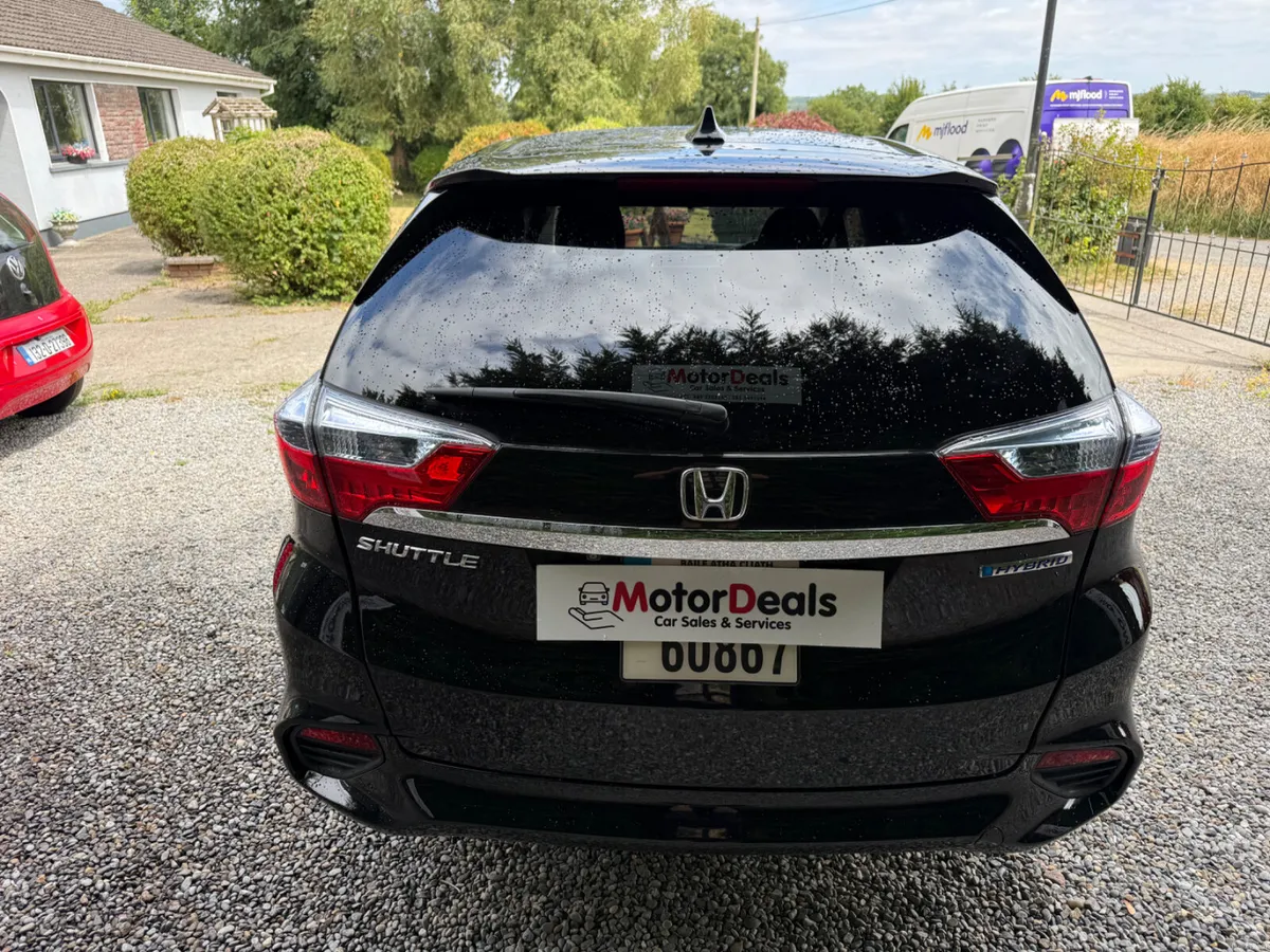 Honda Shuttle 2017 1.5 Petrol Hybrid - Image 5