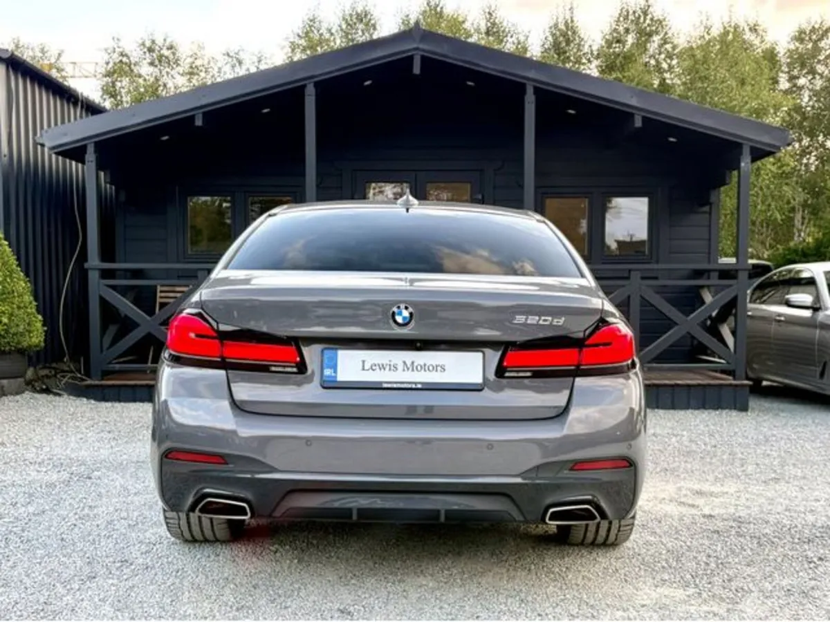 BMW 5-Series 520D M SPORT, BRENINA GREY, IVORY WHI - Image 5