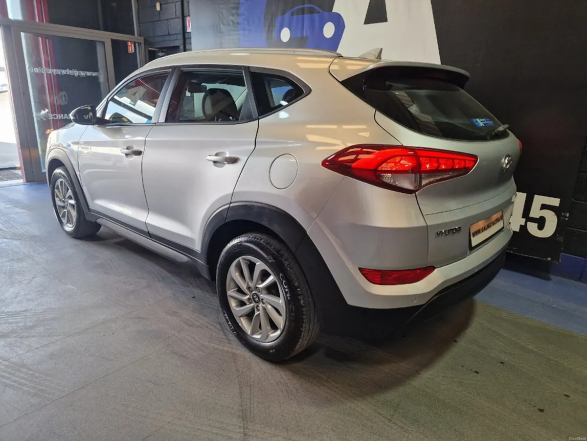 Hyundai Tucson ** REVERSING CAMERA, REAR SENSORS * - Image 6