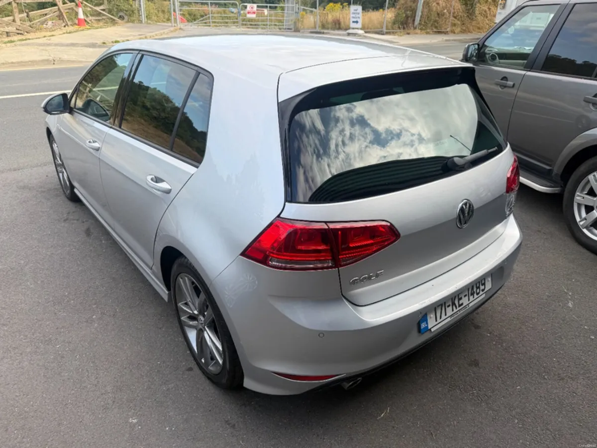 Volkswagen Golf R-Line (EDITION-R) 1.6 TDI MANUAL - Image 4