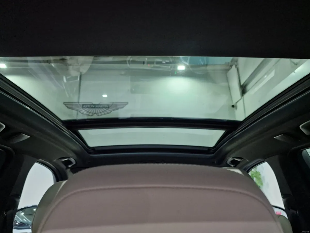 BMW iX3 M SPORT (PAN ROOF / OYSTER LEATHER) AUTOMA - Image 5
