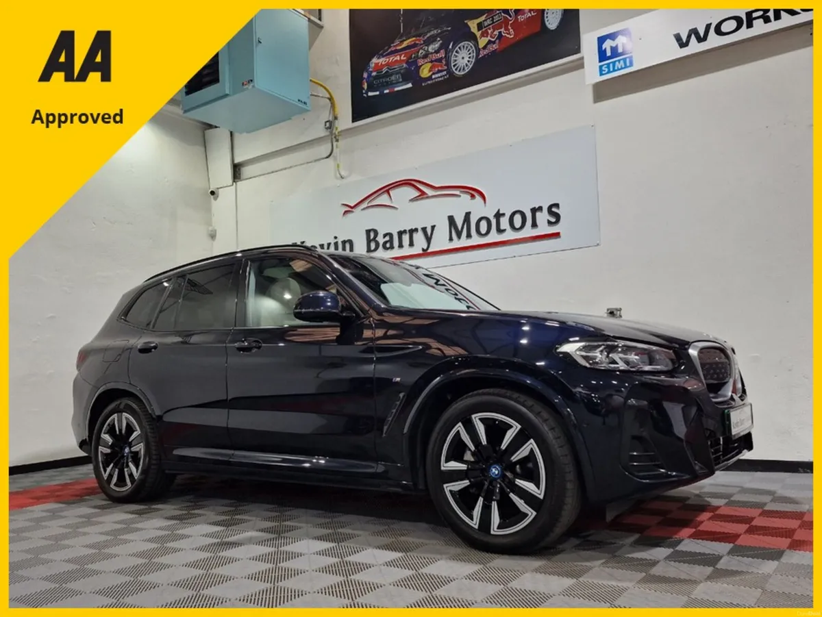 BMW iX3 M SPORT (PAN ROOF / OYSTER LEATHER) AUTOMA - Image 1