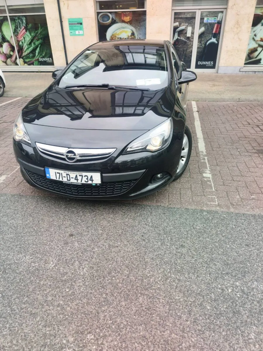 AstraGTC. milage 66232 km. NCT 01/27.TAX 10/26. - Image 1