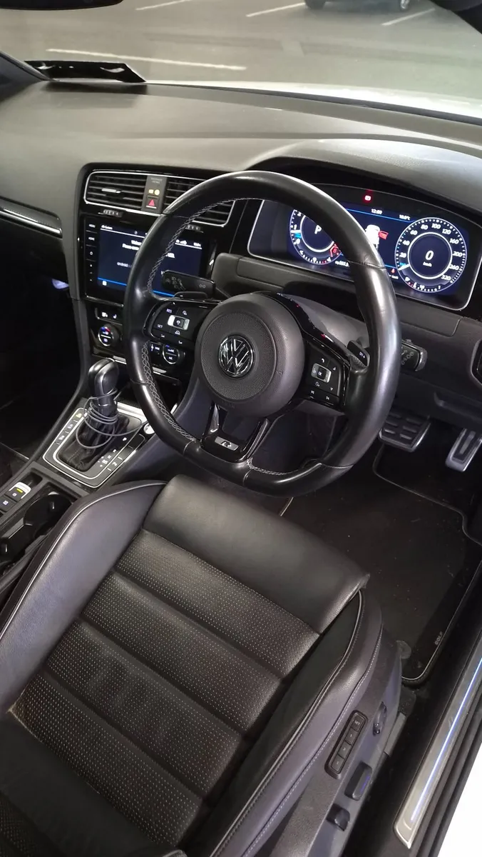 Volkswagen Golf R DSG 2019 - Image 6