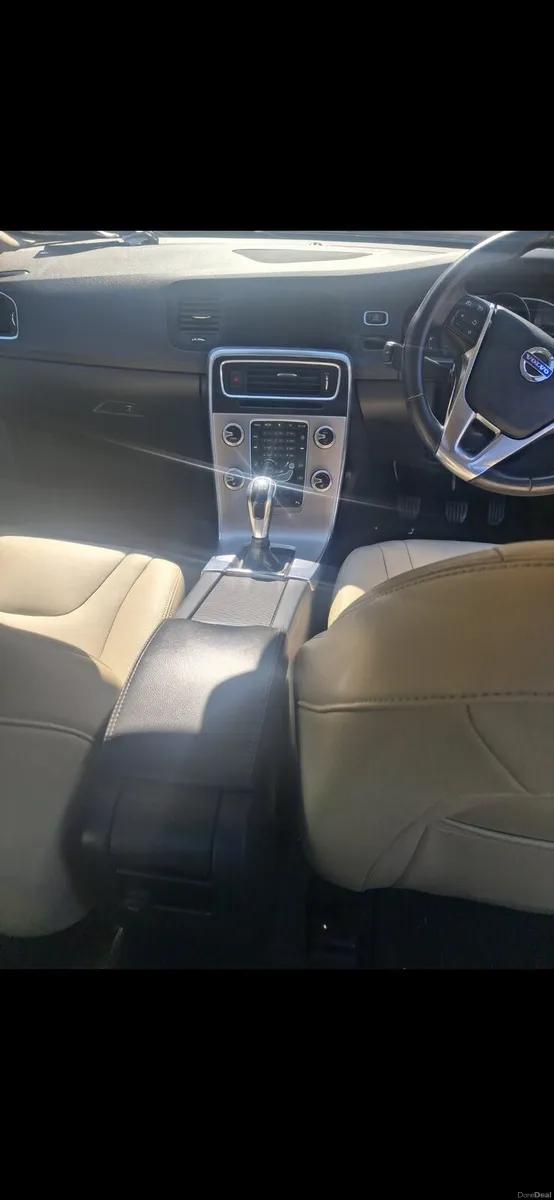 Volvo s60 d3 special edition 4dr - Image 2
