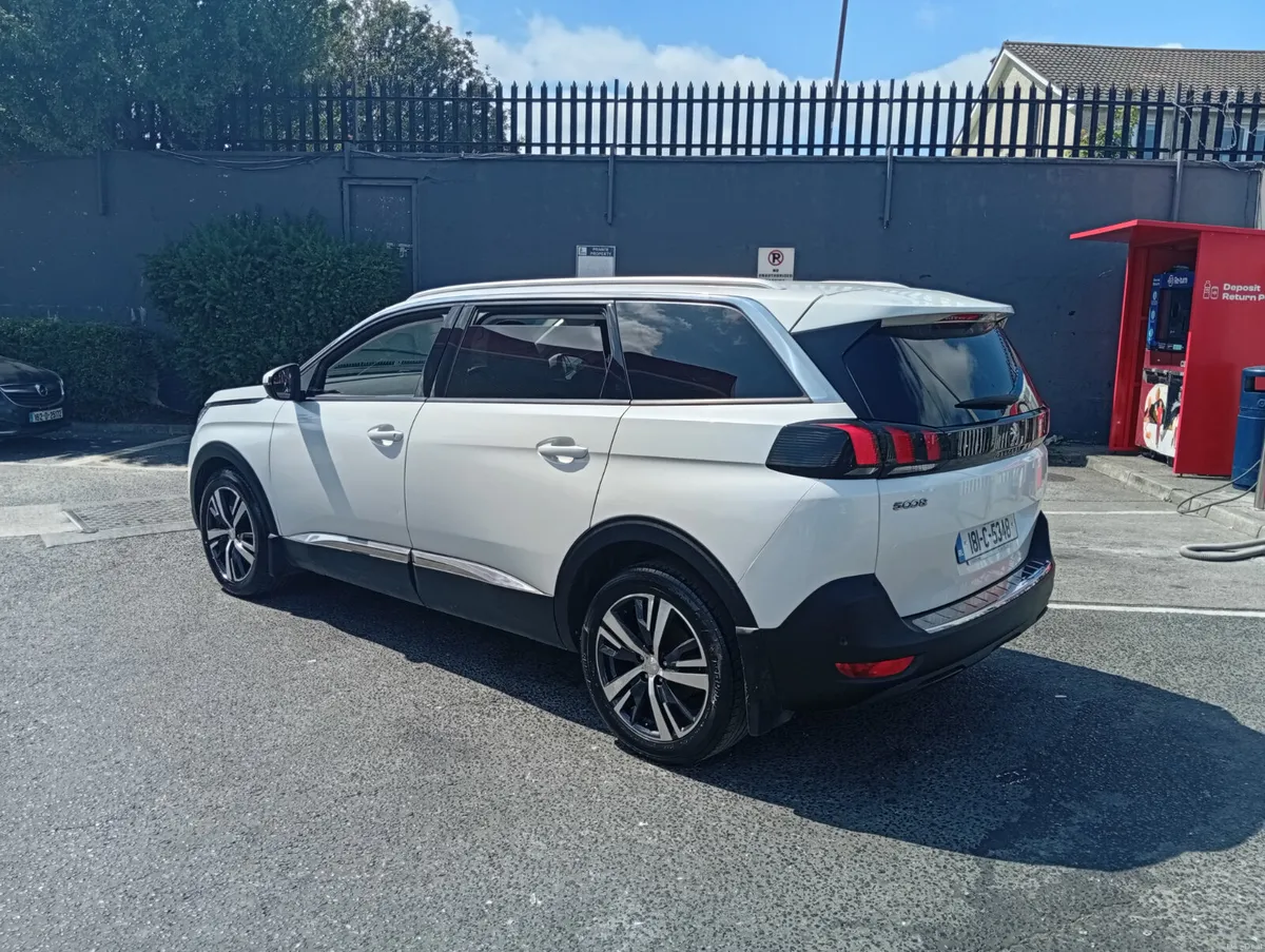 2018 Peugeot 5008 1.6 hdi allure - Image 4