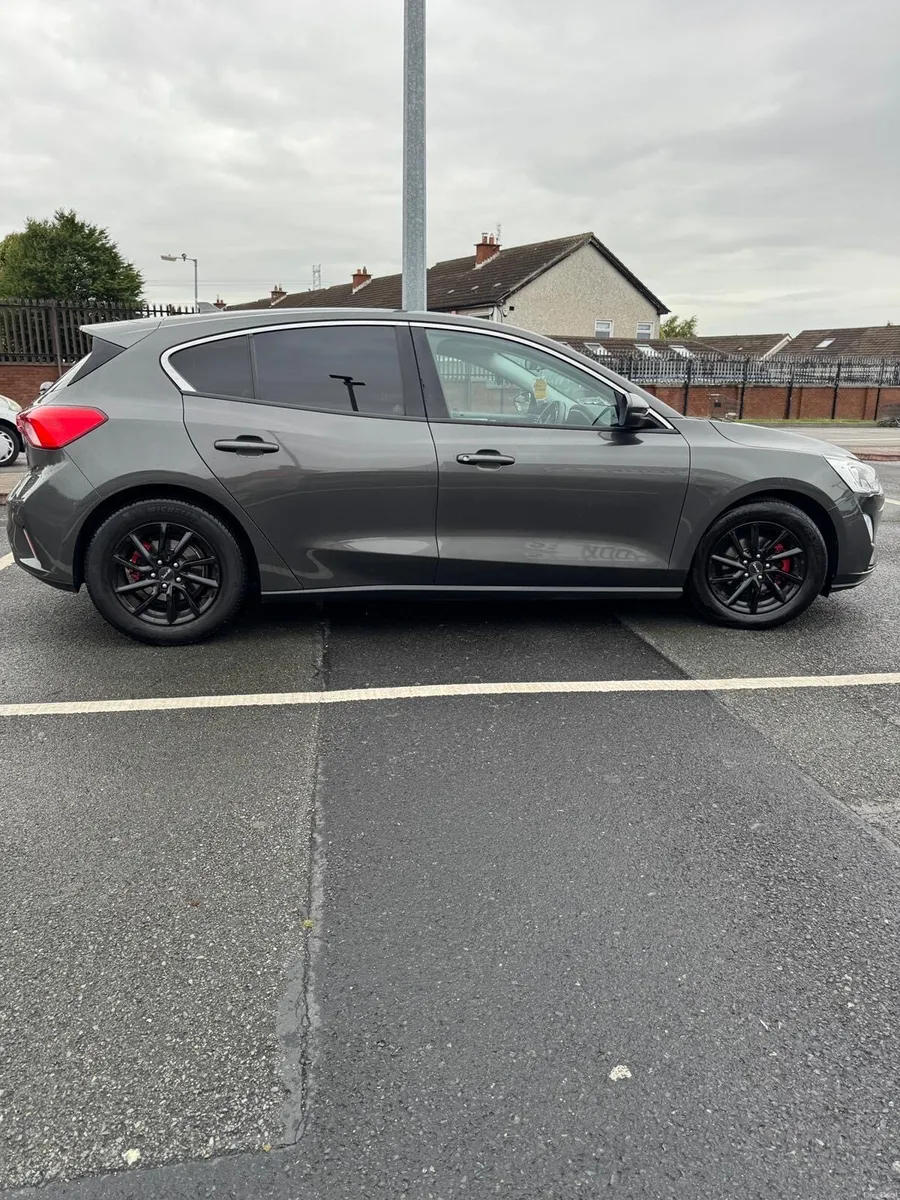 2019 Ford Focus - Image 2