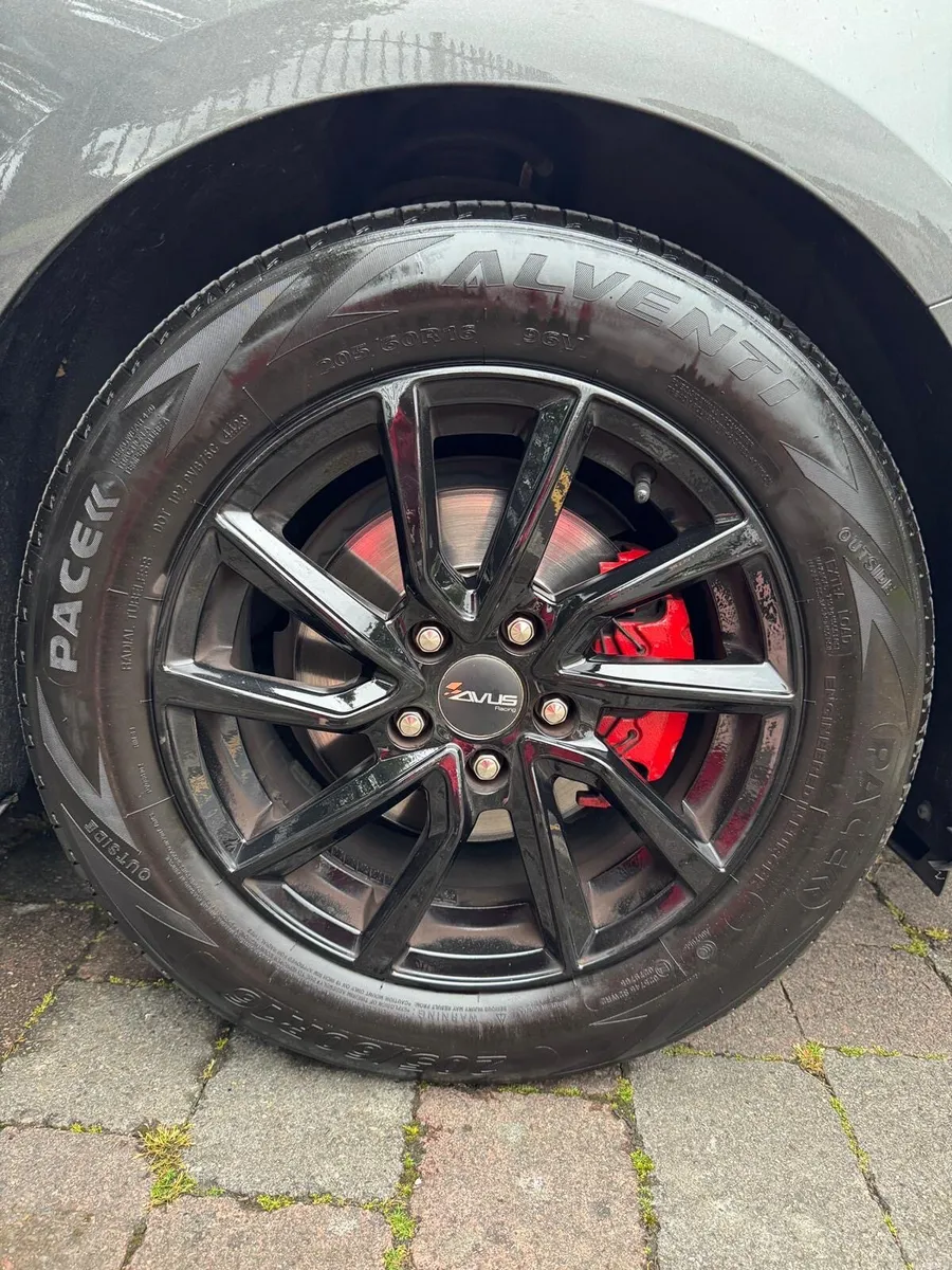 2019 Ford Focus - Image 4