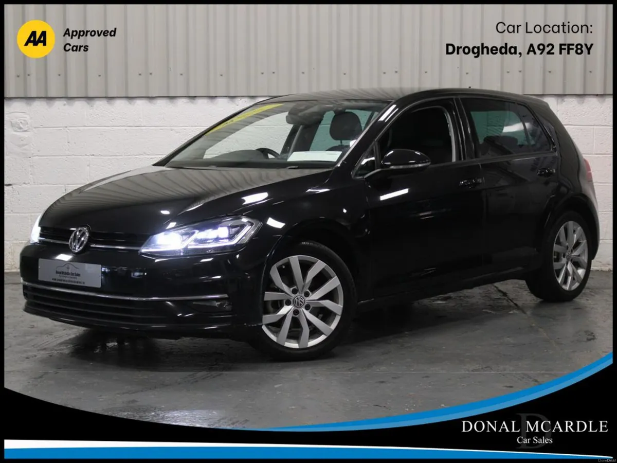 2017 Volkswagen Golf - Image 1
