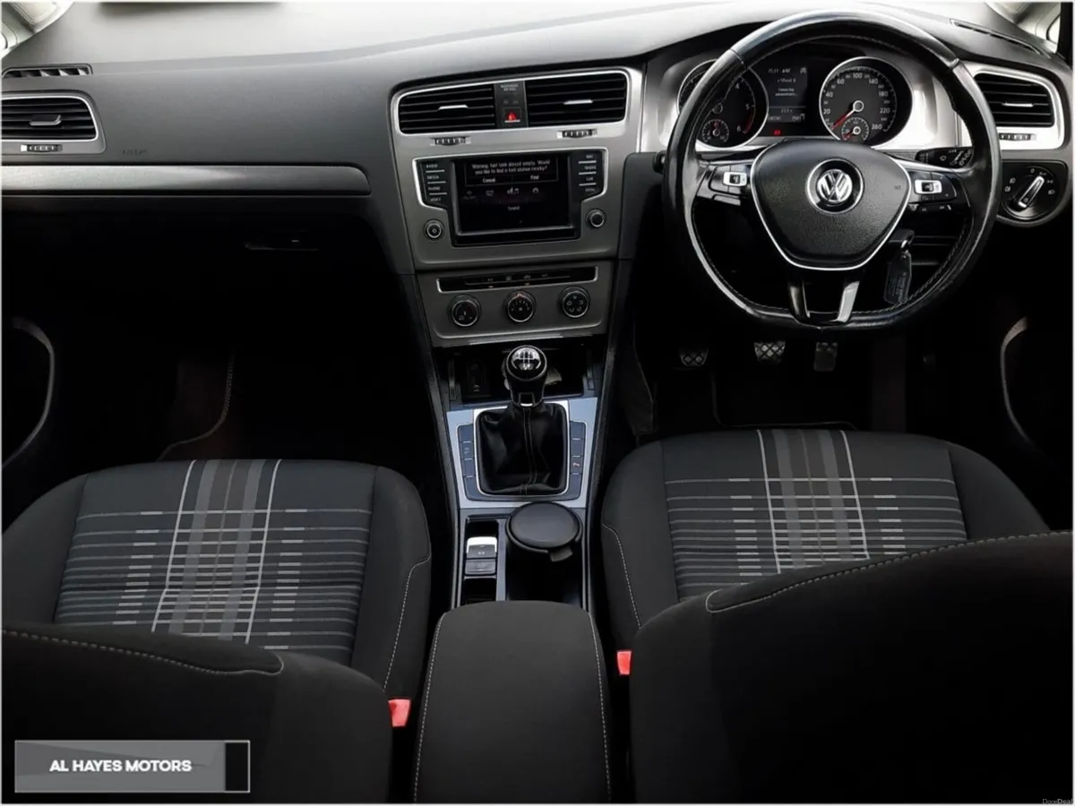 Volkswagen Golf LOUNGE**SUNROOF** 1.6 TDI 110BHP - Image 2