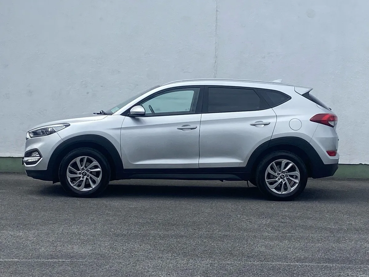 Hyundai Tuscon SE NCT 03-27 - Image 6