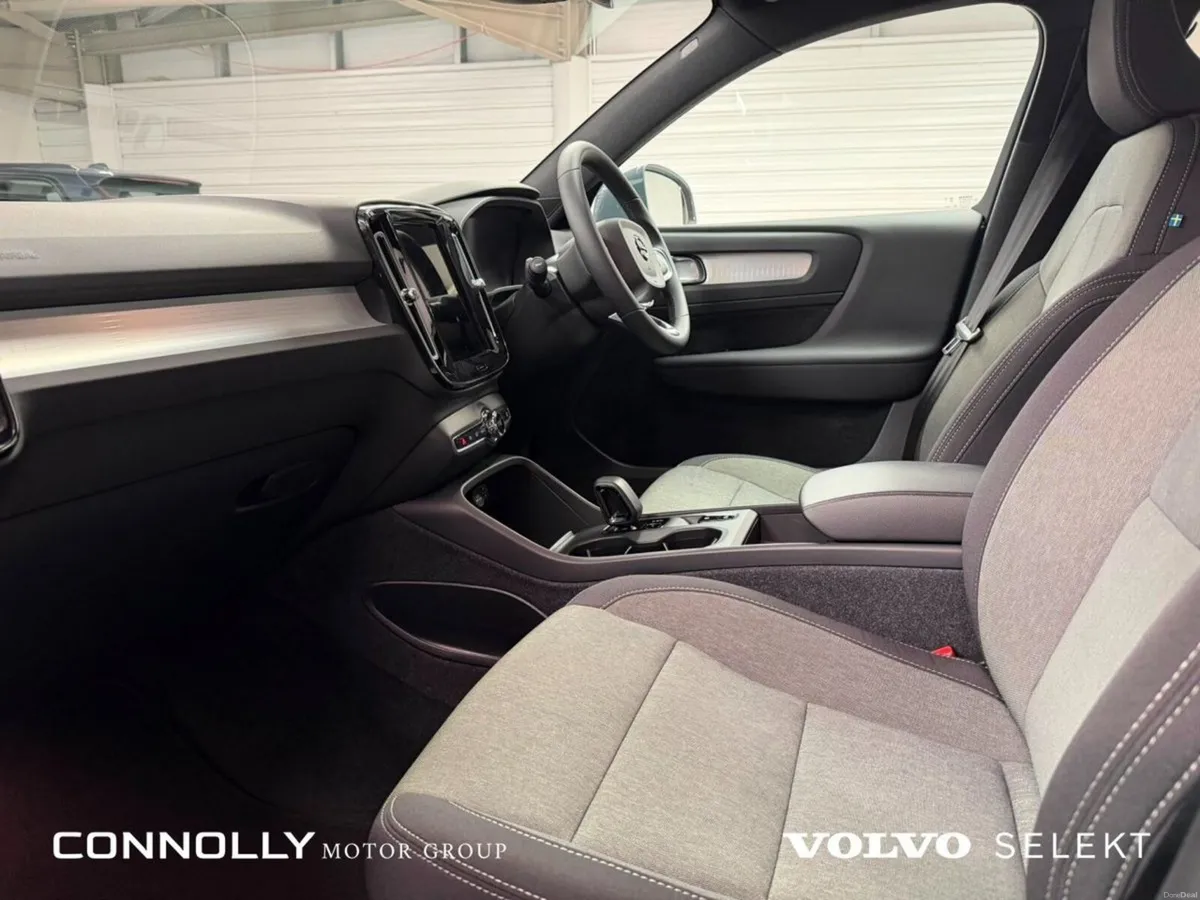 Volvo XC40 XC40 T4 Recharge Auto - Image 4