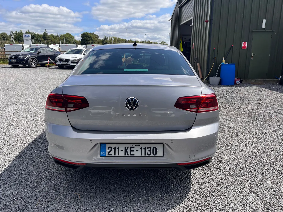 Volkswagen Passat Business 2.0TDI 150BHP (1 Owner) - Image 6