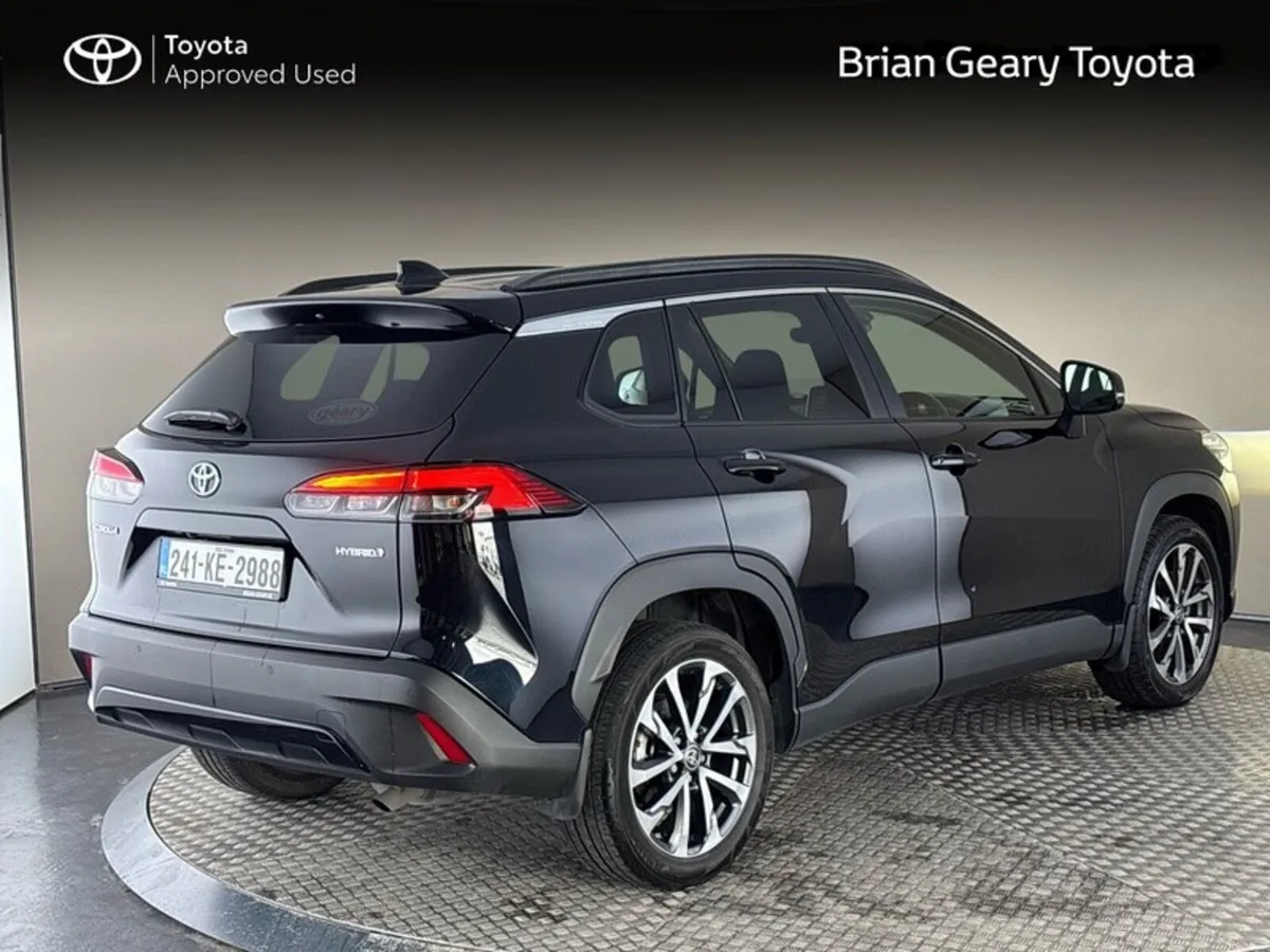 Toyota Corolla Cross HYBRID SPORT - Image 2