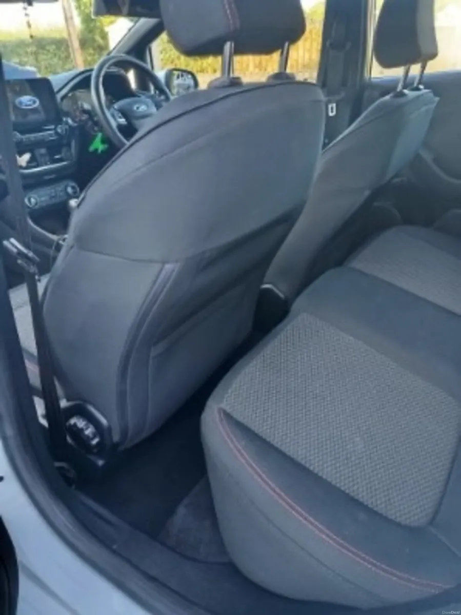 Ford Fiesta 2019 - Image 6